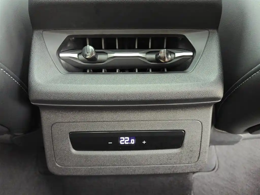 Audi Q6L e-tron 2025 2025 Model Pioneer Edition
