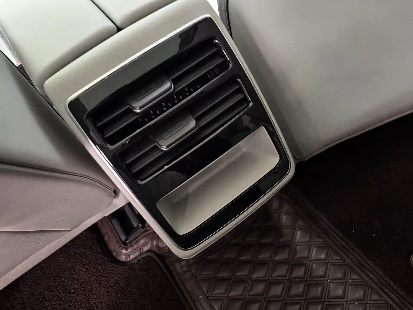 Volkswagen ID.7 VIZZION 2024 Launch Edition фото 24