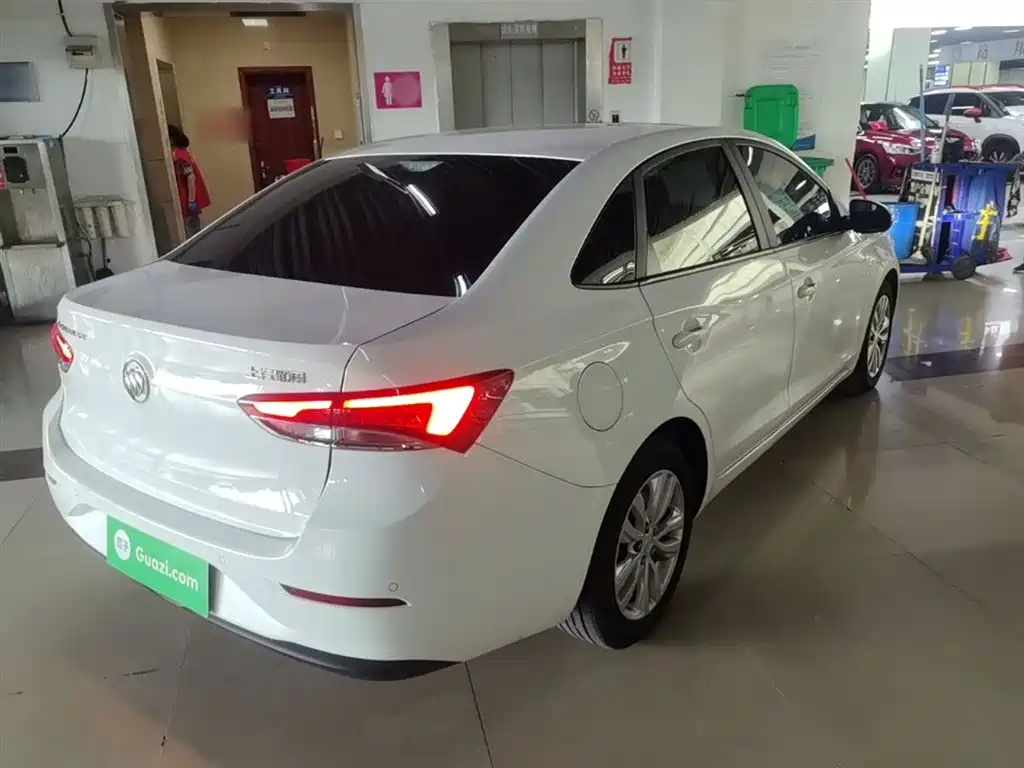 Buick Excelle 2021 Facelift Exemplar 1.5L Auto Elite фото 7