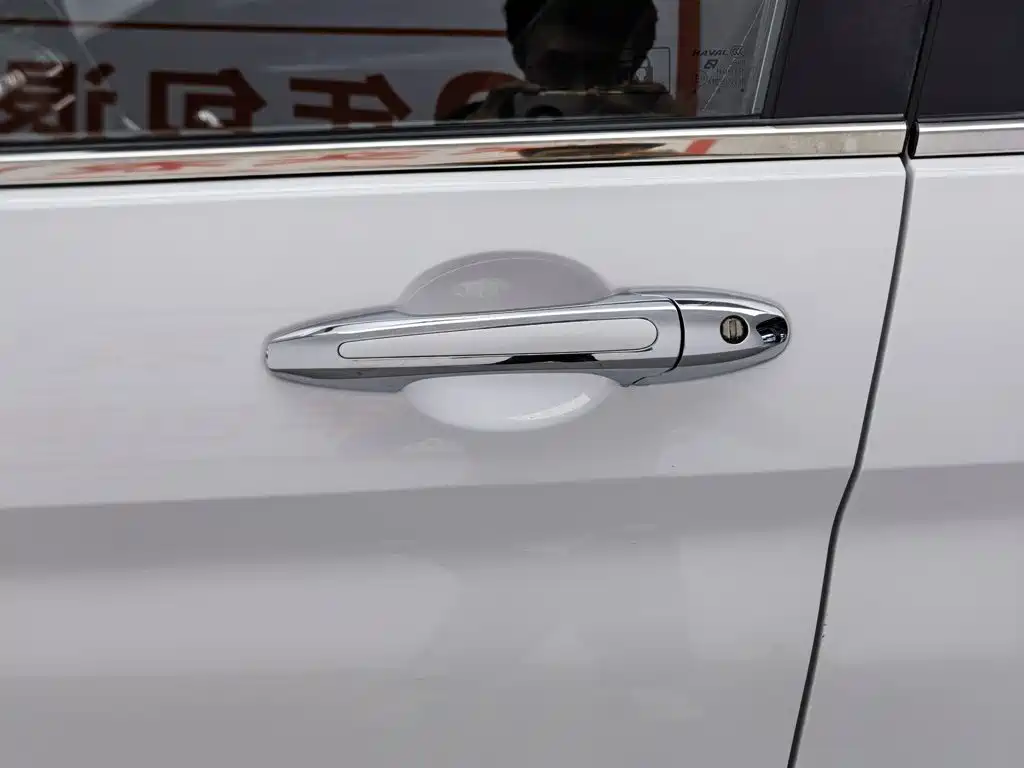 Фото 18 - Haval M6