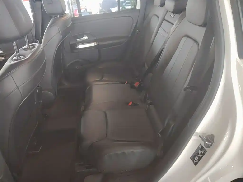 Mercedes-Benz GLB 2021 GLB 200 Dynamic фото 17
