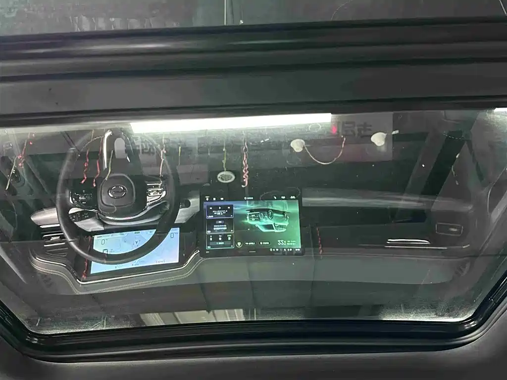 GAC Trumpchi Trumpchi GS8 2022 Dual Engine Series 2.0TM 2WD Premium Edition (6-Seater) фото 20