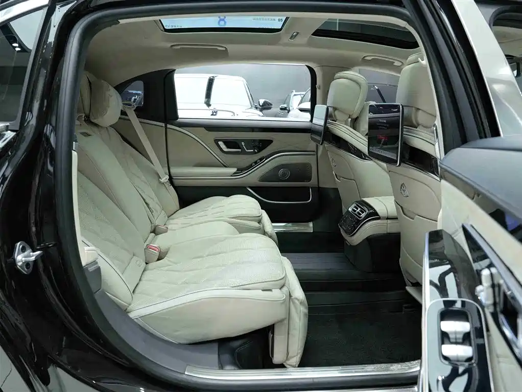 Mercedes-Benz Maybach S-Class 2023 S 480 4MATIC фото 12