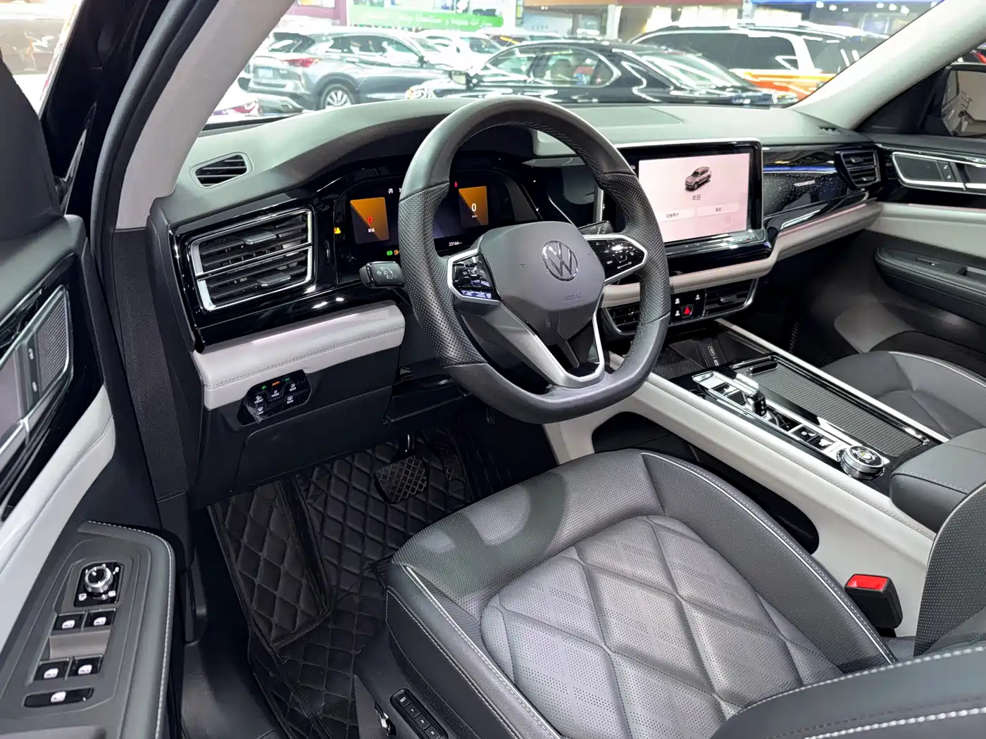 Volkswagen Teramont 2024 380TSI 4WD Prestige Luxury Edition фото 10