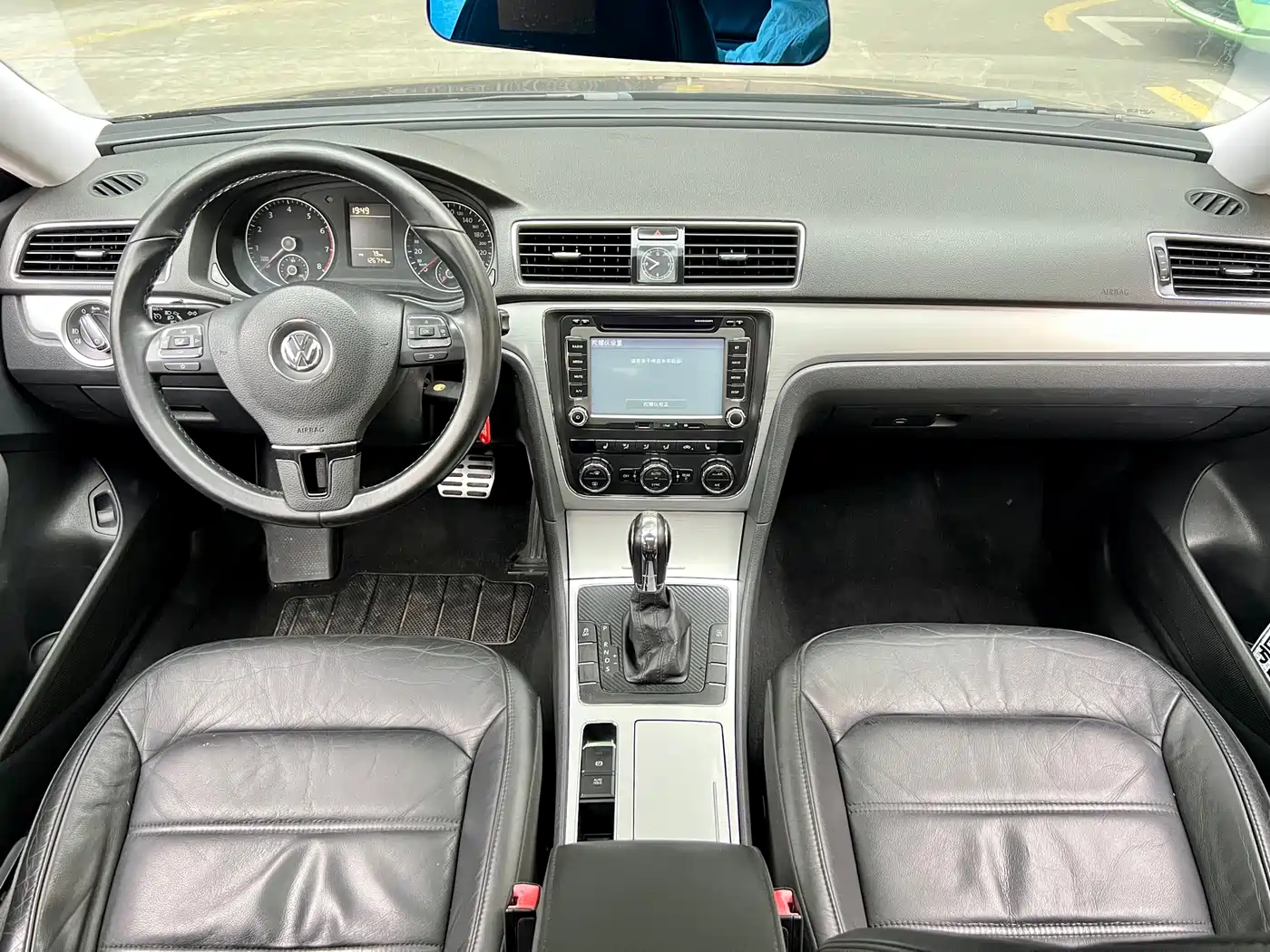 Volkswagen Passat 2011 1.8TSI DSG Honor Edition фото 8