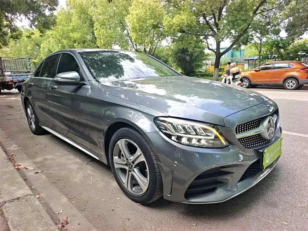 Mercedes-Benz C-Class 2020 C 260 L Sport фото 4
