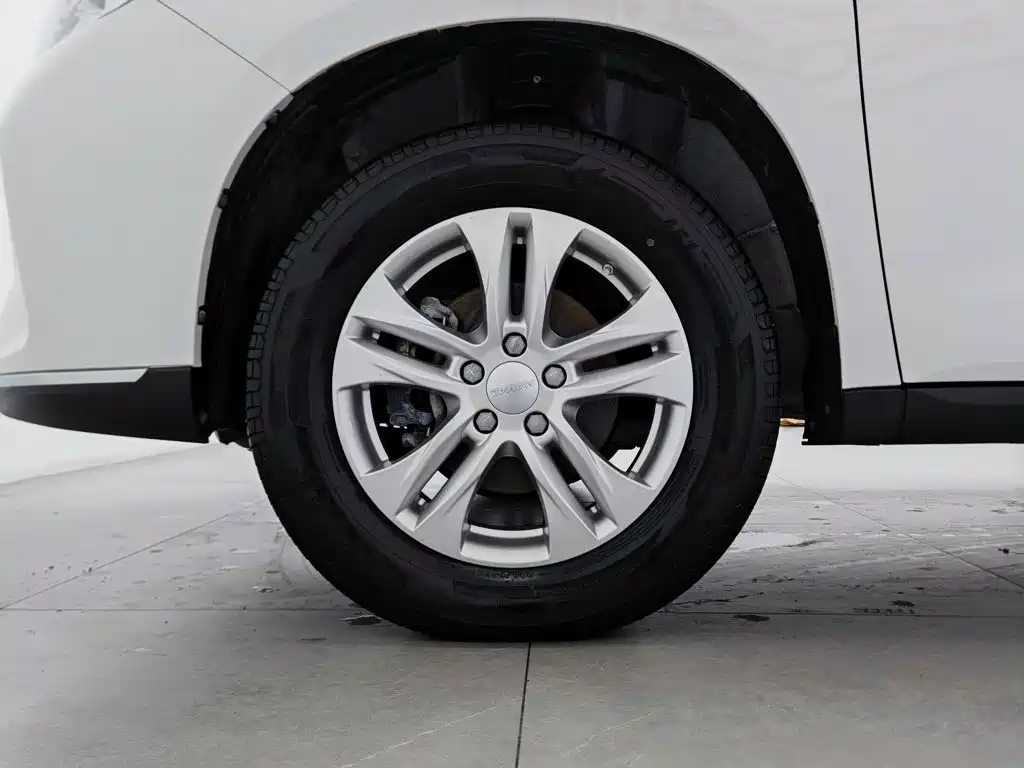 Фото 17 - Haval M6