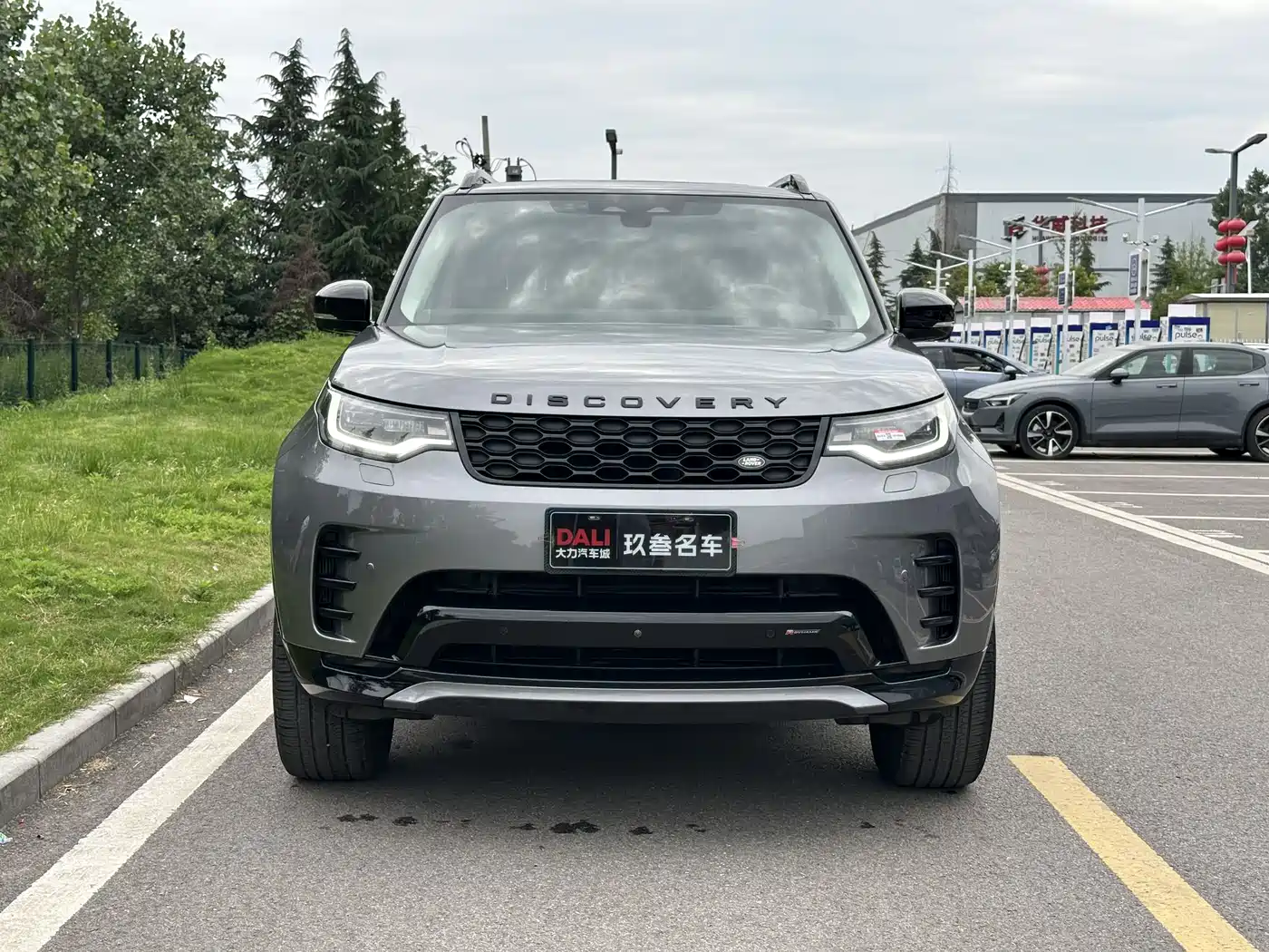 Land Rover Discovery 2023 360PS R-Dynamic SE фото 2