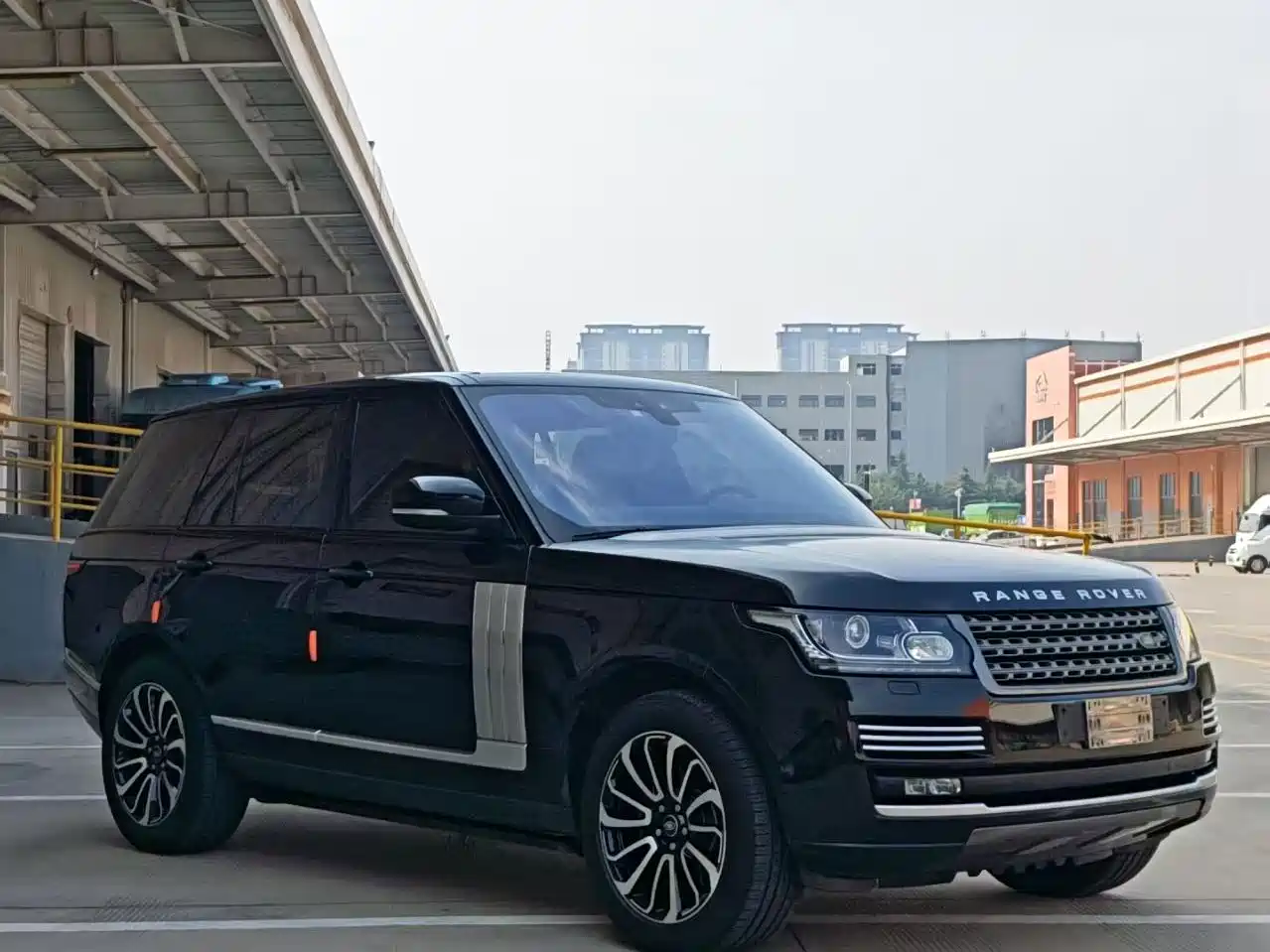Фото 3 - Land Rover Range Rover