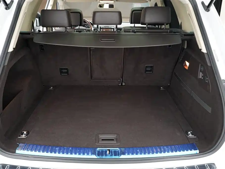 Volkswagen Touareg 2011 3.0TSI Premium фото 19