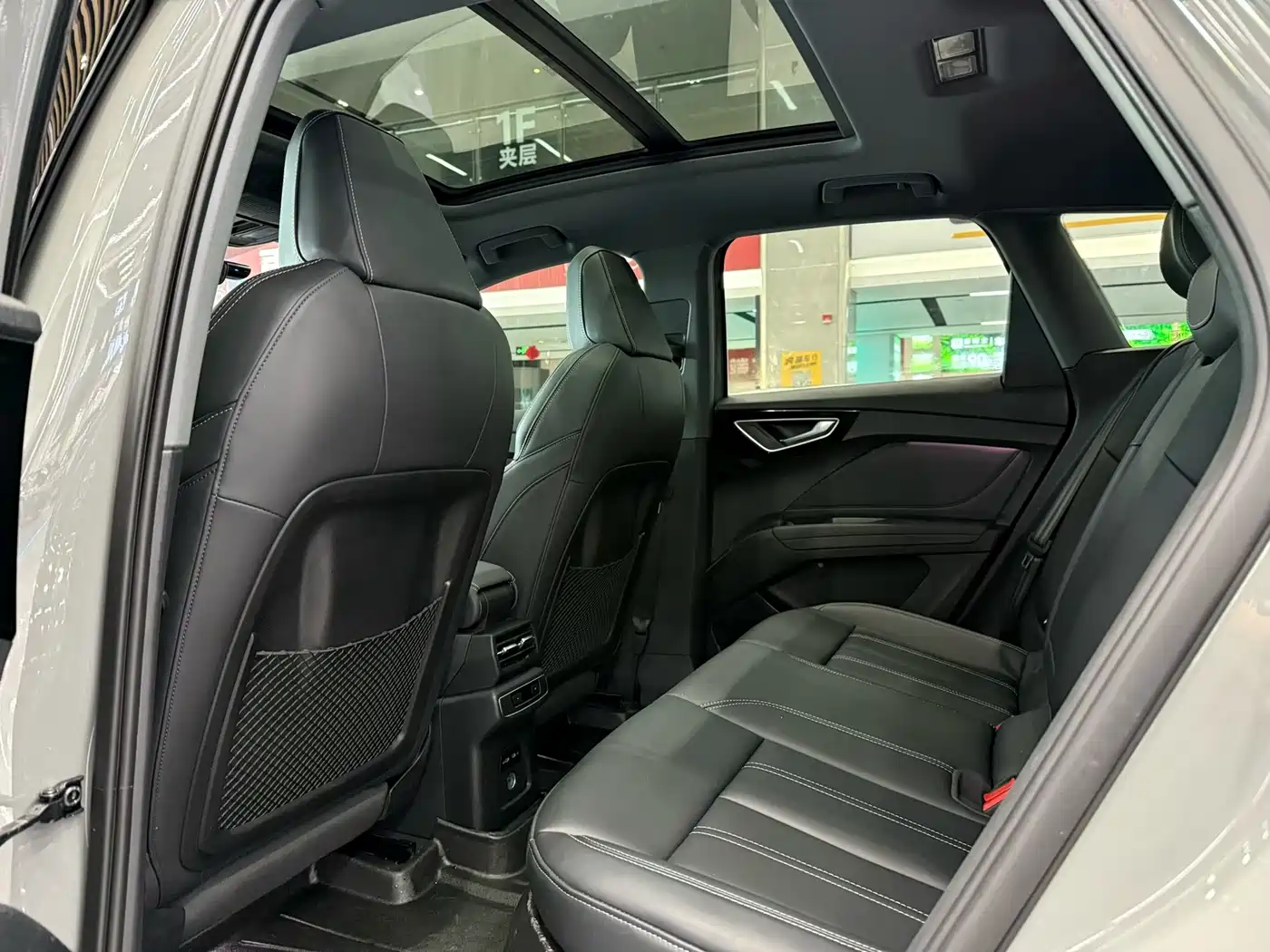 Audi Q4 e-tron 2024 40 e-tron Pioneer Edition фото 5