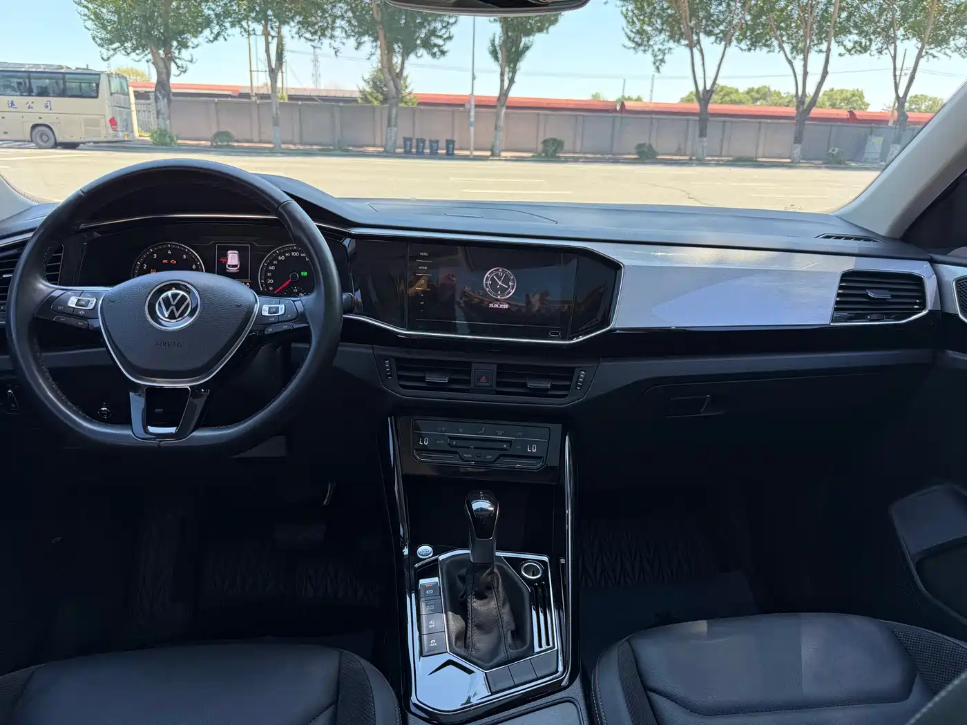 Volkswagen Tayron 2022 280TSI 2WD Luxury Smart Connect Edition фото 11