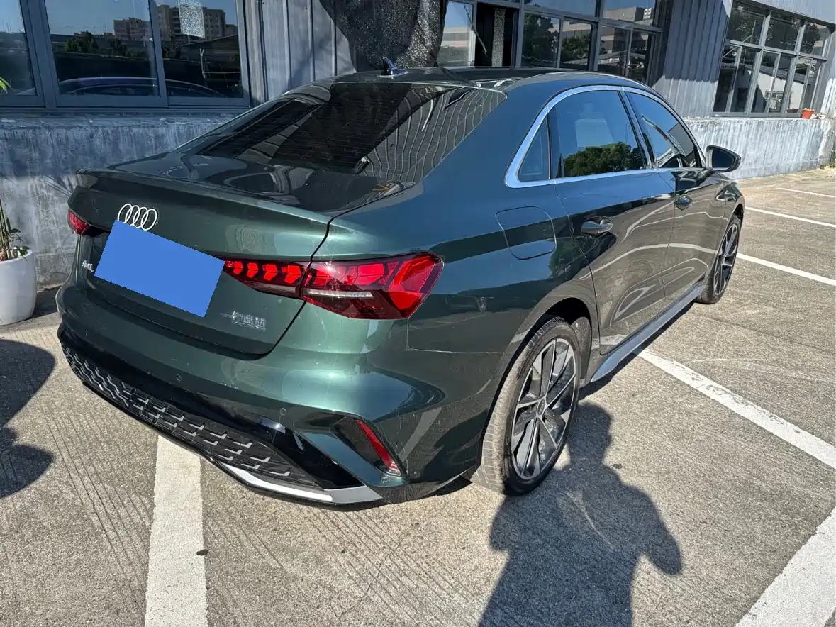 Audi A3 2025 Model A3L Limousine 35TFSI Flying Premium + Luxury Selection Package (Southern Edition) фото 19
