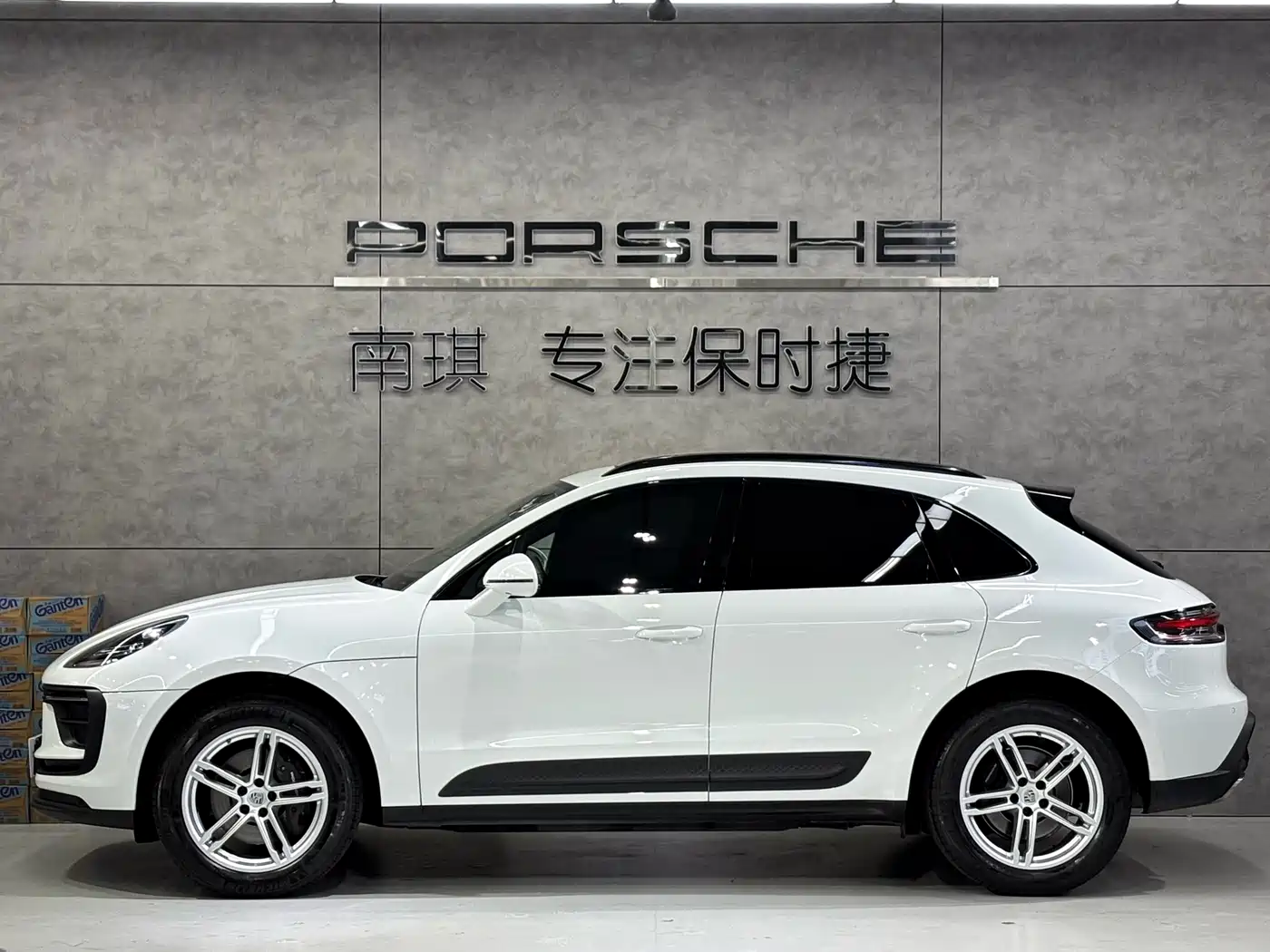 Porsche Macan 2024 Macan 2.0T фото 4