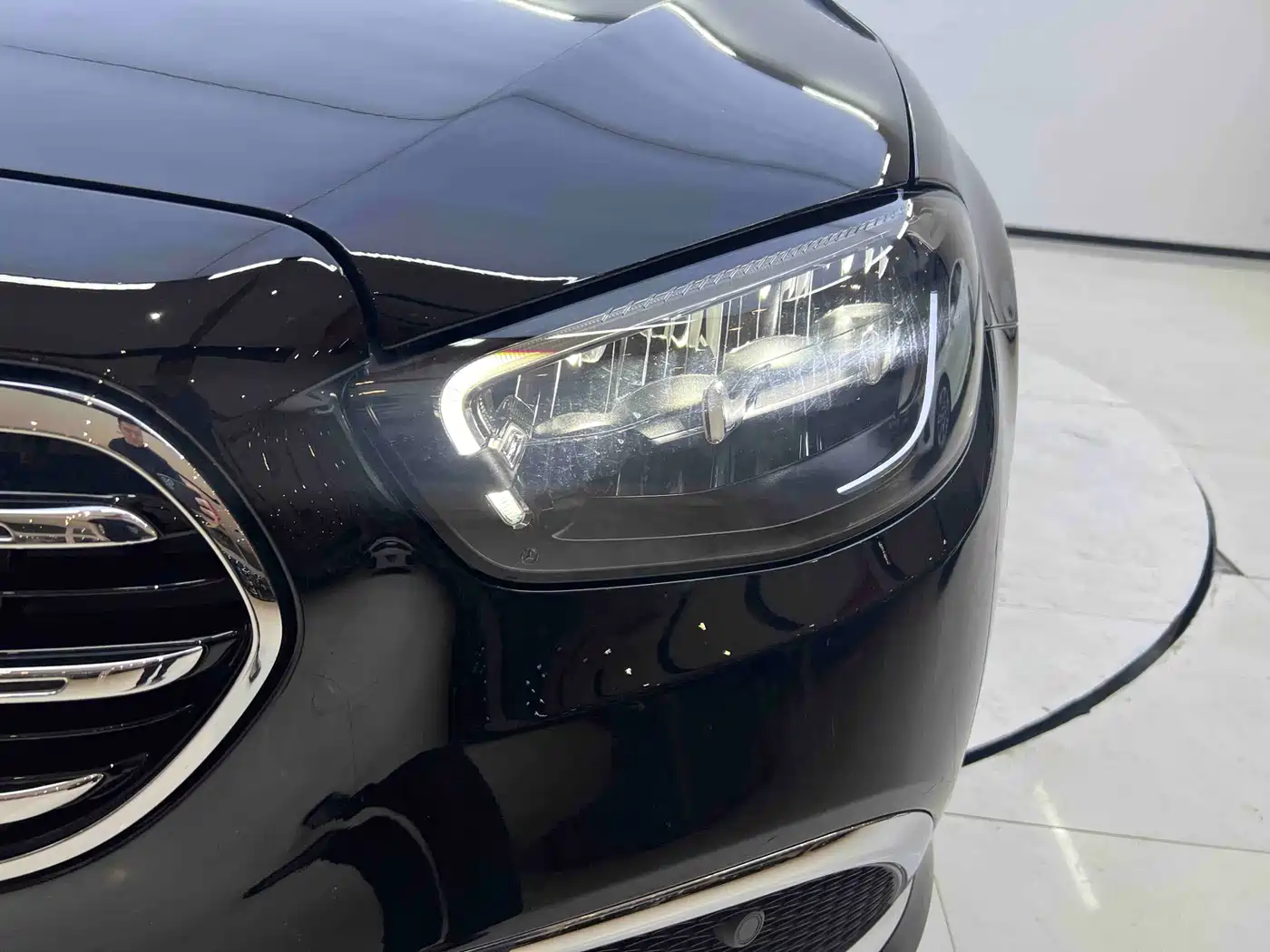 Mercedes-Benz E-Class 2023 E 300 L Luxury фото 7