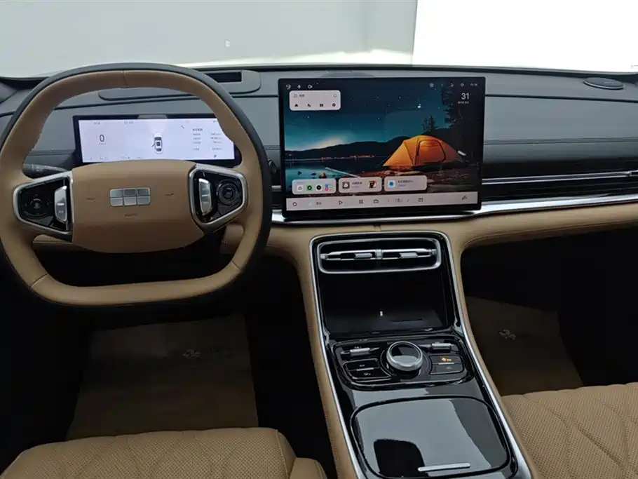 Geely Galaxy Galaxy A7 2025 EM-i 150km Explorer+ Edition фото 12