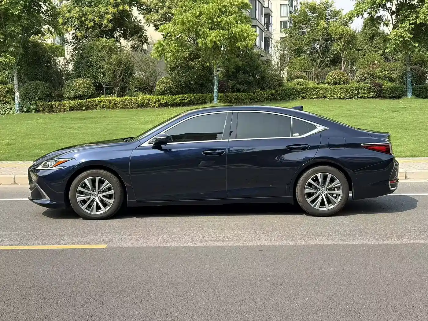 Lexus ES 2018 200 Excellence Edition China V фото 7