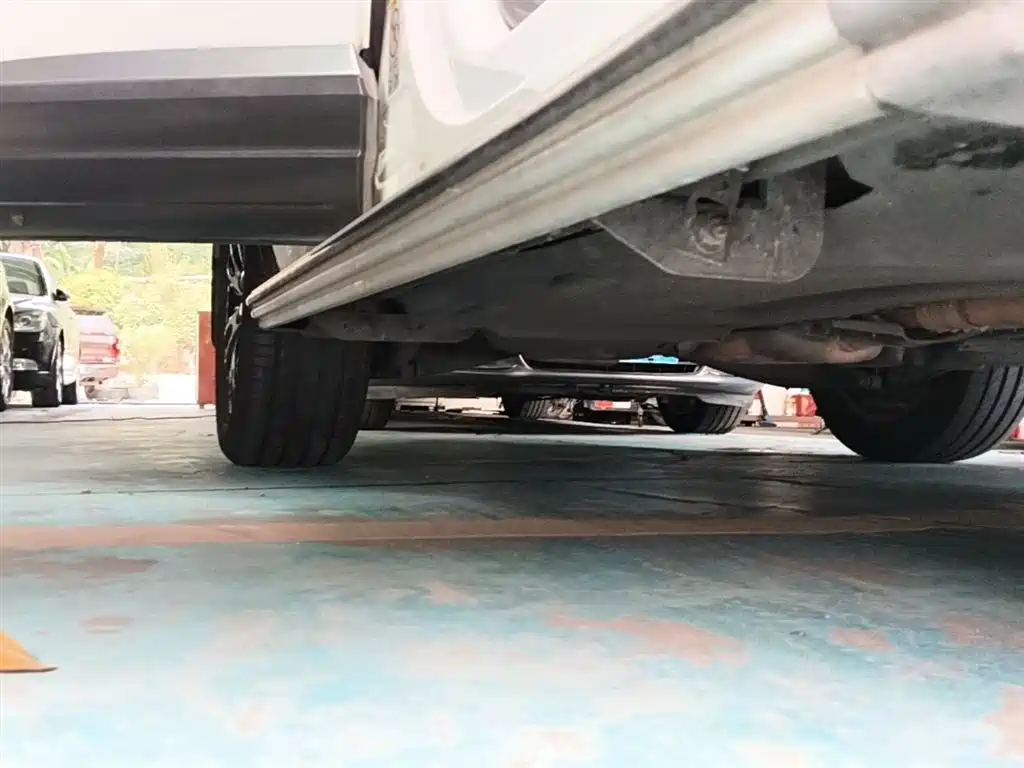 Volkswagen Tiguan 2015 1.8TSI Automatic 2WD Highline фото 21