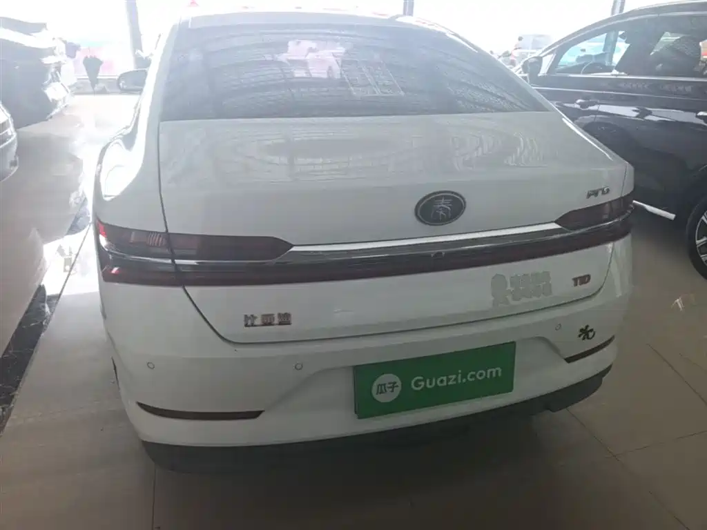 BYD Qin Pro 2018 1.5TI Automatic Smart Connected Premium Edition фото 6