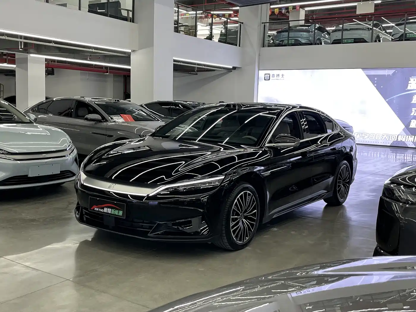 BYD Han 2025 DM-i 125KM LiDAR Smart Driving