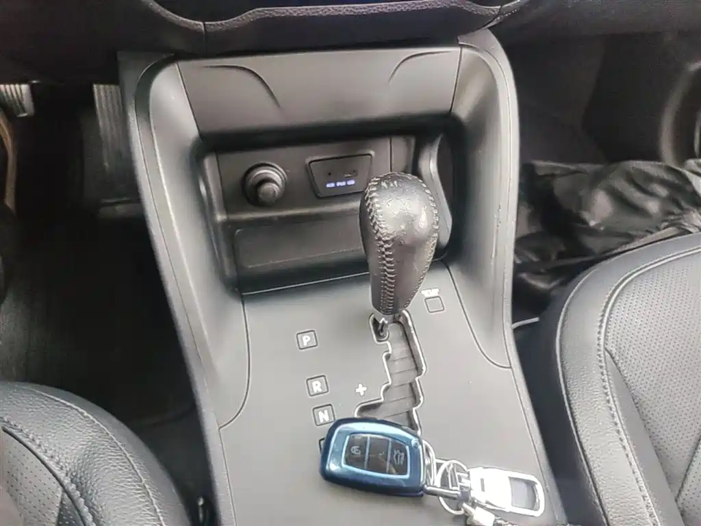 Hyundai Beijing Hyundai ix35 2015 2.0L Automatic 2WD Smart Type China IV фото 14