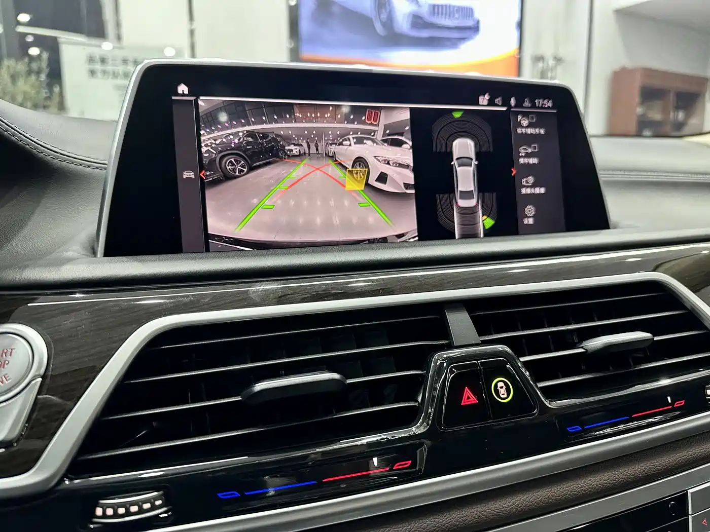 BMW 7 Series 2021 Model 730Li Luxury Package фото 20