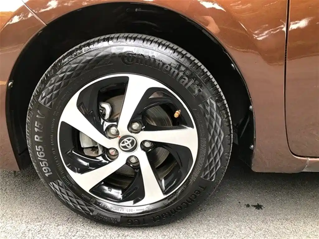 Toyota Levin 2017 Facelift 185T CVT Elite (China V) фото 15