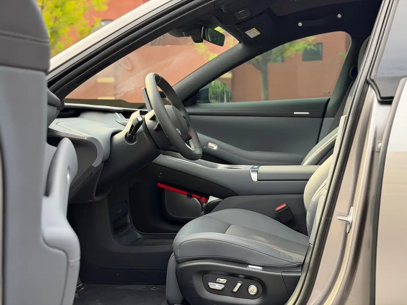 Xiaomi Auto Xiaomi YU7 2025 Extended Range RWD Edition фото 7