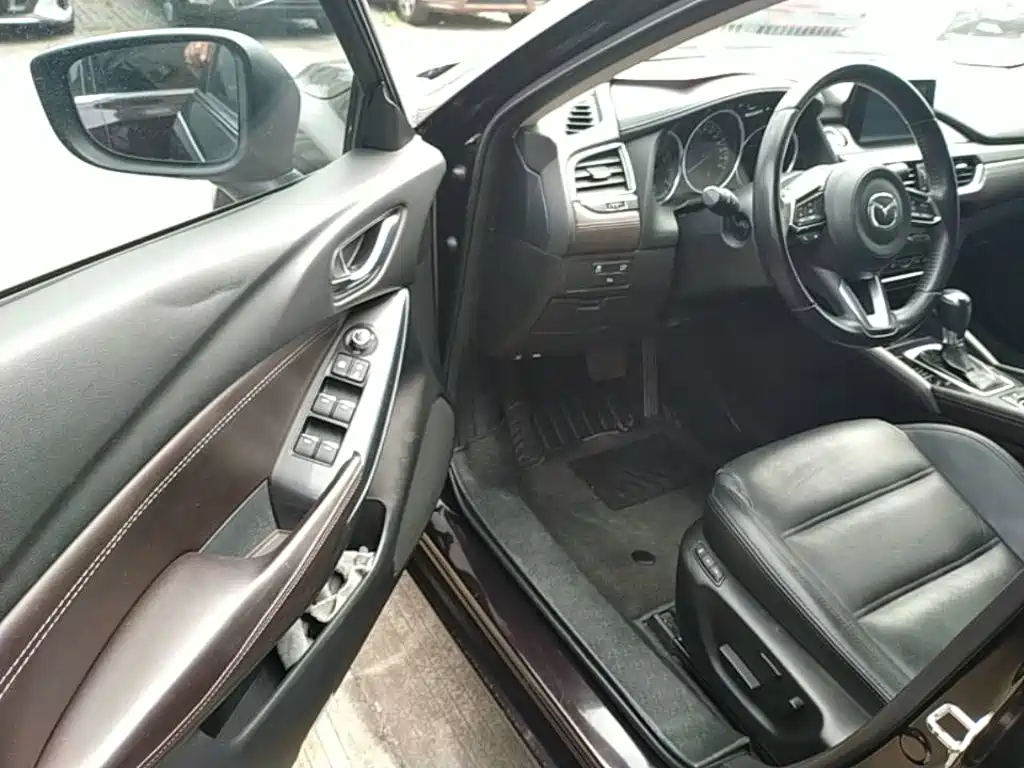 Photo 16 - Mazda Atenza