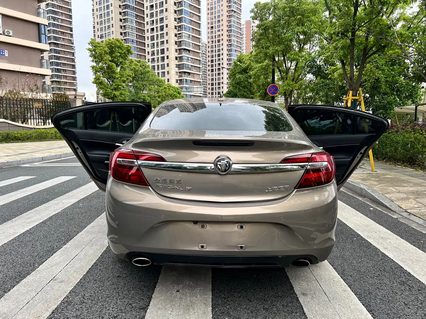 Buick Regal 2015 1.6T Elite Tech Edition фото 17