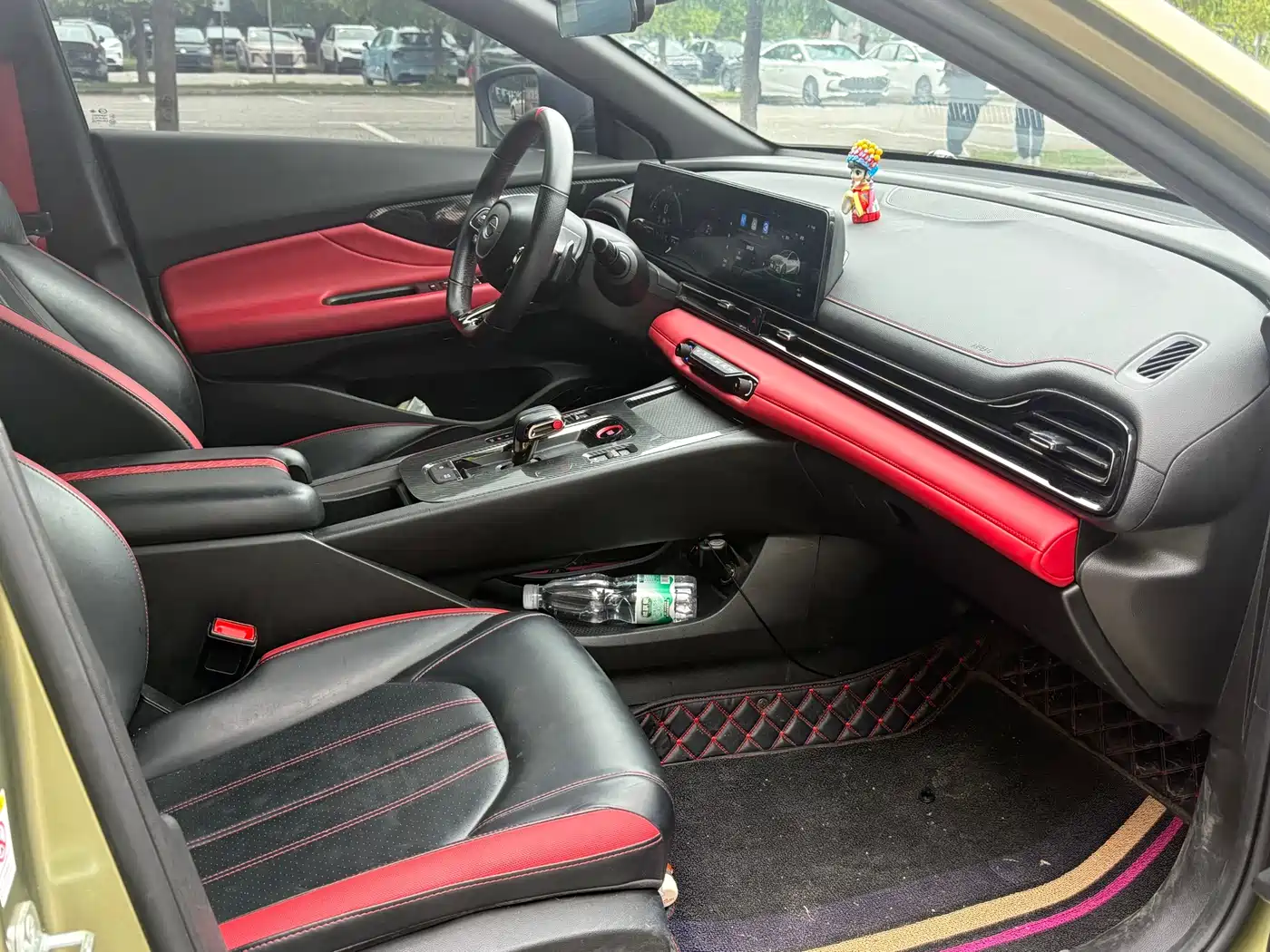 GAC Trumpchi Trumpchi Emkoo 2022 270T DCT J16 Galaxy Fighter Edition фото 19