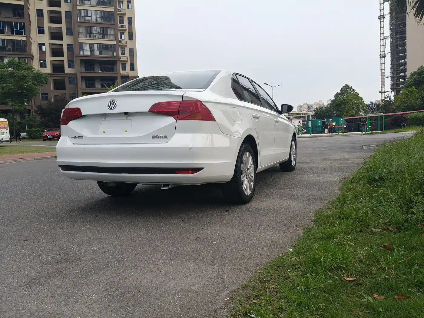 VOLKSWAGEN BORA