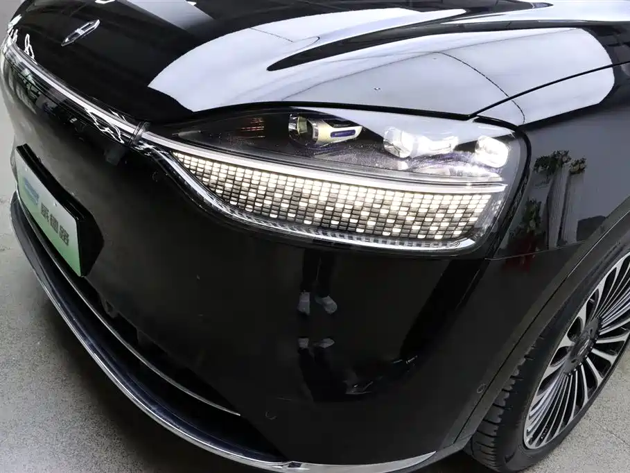 AITO Wenjie AITO M9 2025 Extended Range Ultra 52kWh 6-Seater фото 32