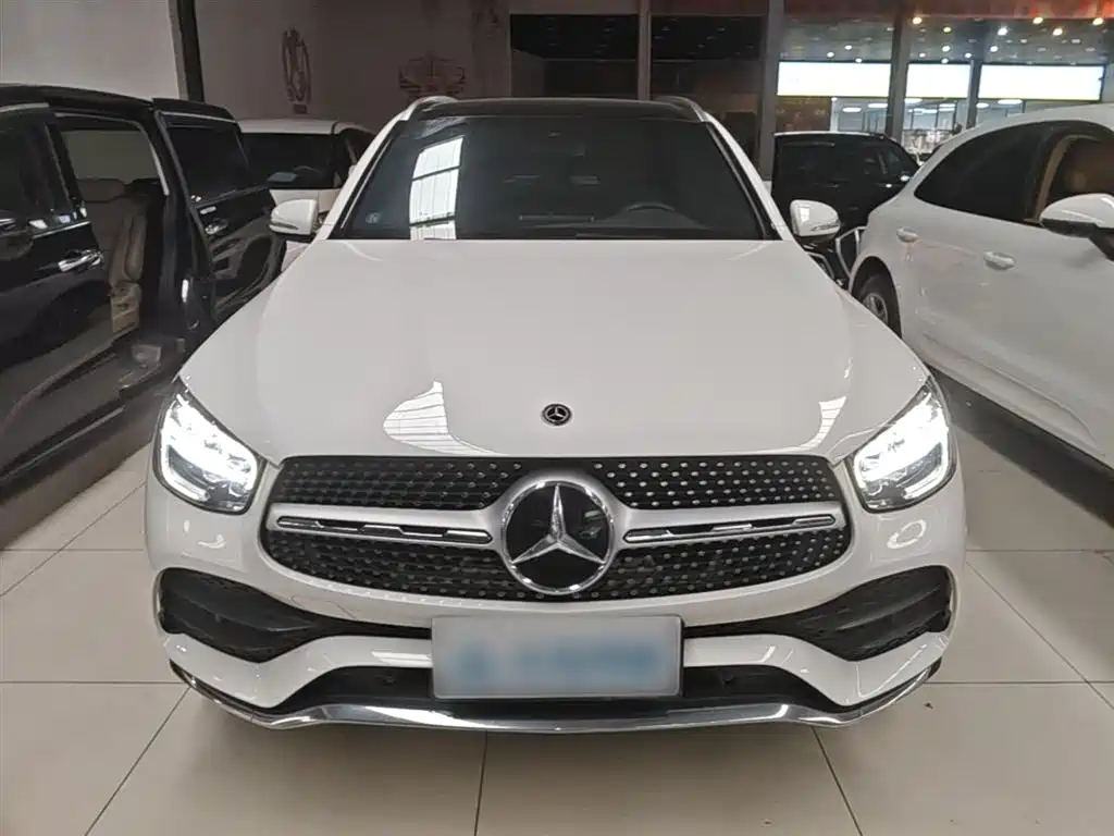 Mercedes-Benz GLC 2020 Facelift GLC 260 L 4MATIC Luxury фото 3