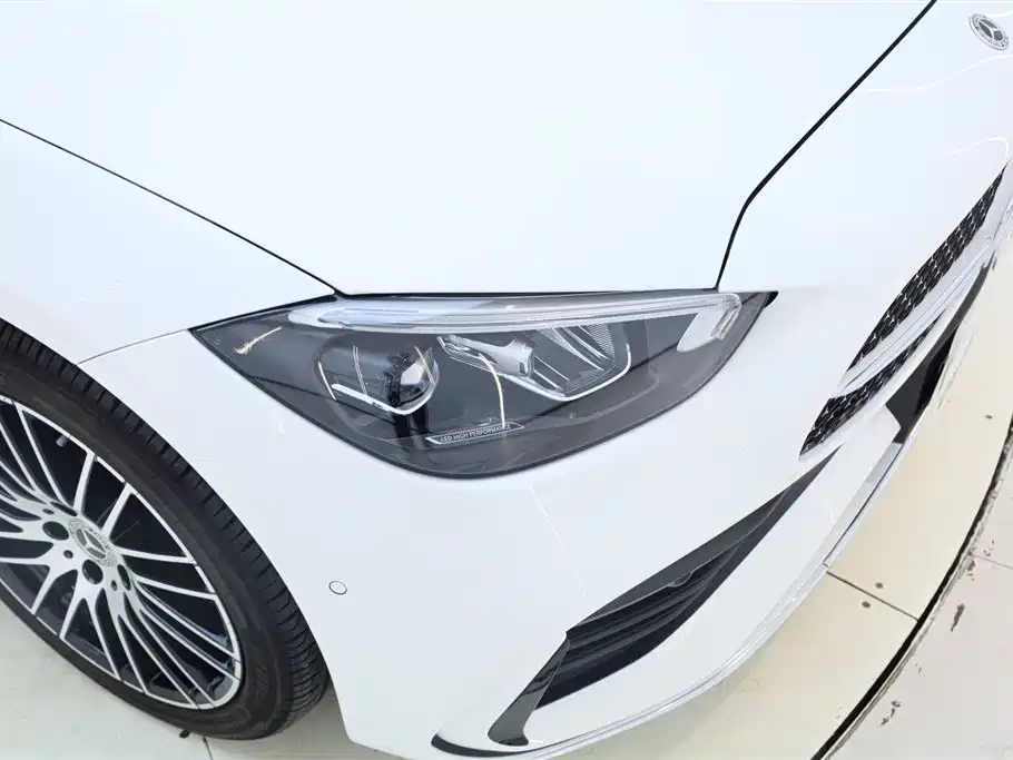 Mercedes-Benz C-Class 2023 Facelift C 260 L Sport Edition фото 11