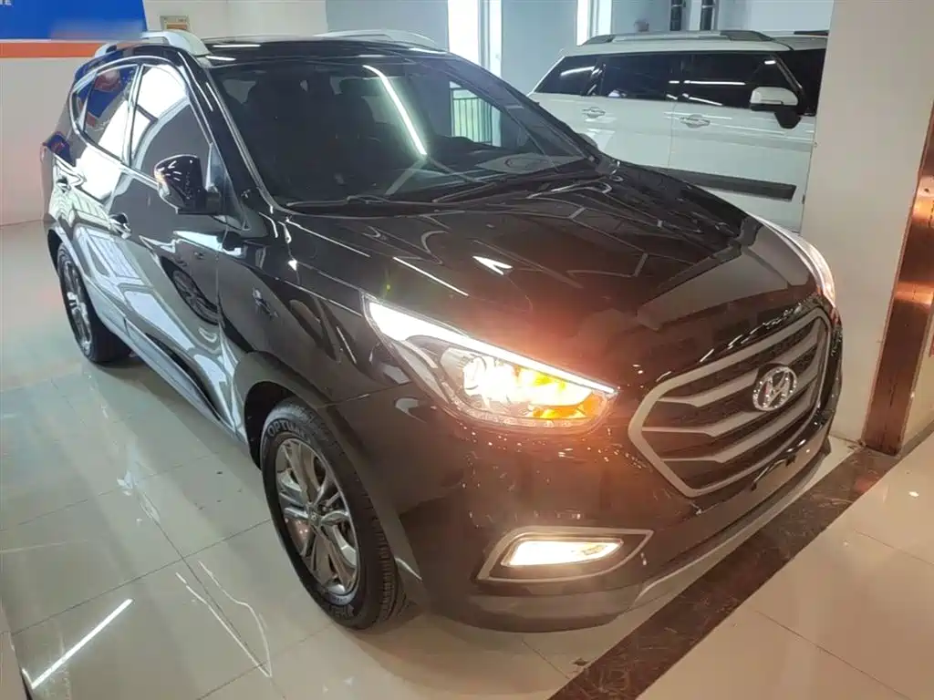 Hyundai Beijing Hyundai ix35 2013 2.0L Auto 2WD Smart GLS China IV фото 4