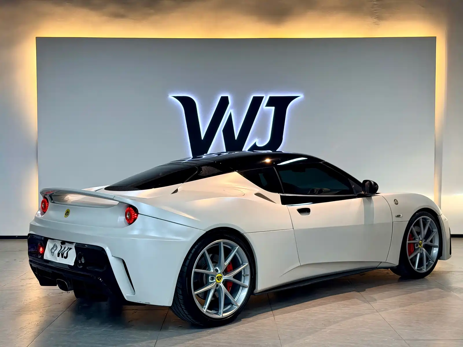 Фото 4 - Lotus Evora