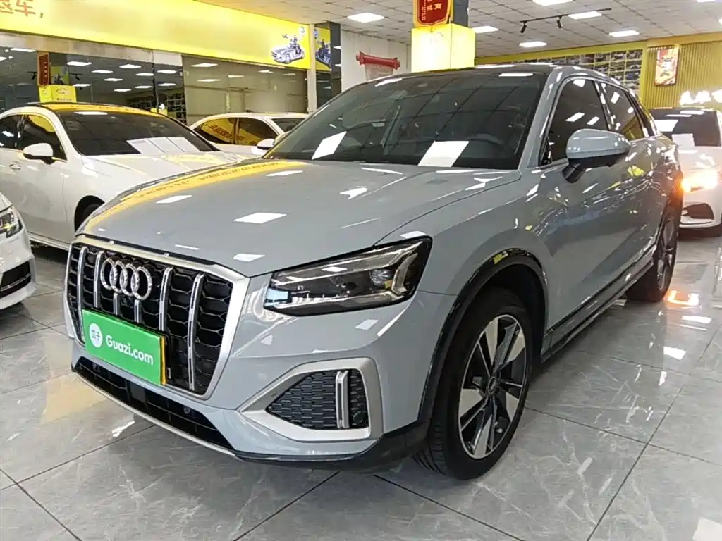 Audi Q2L 2022 35 TFSI Fashion Elegance
