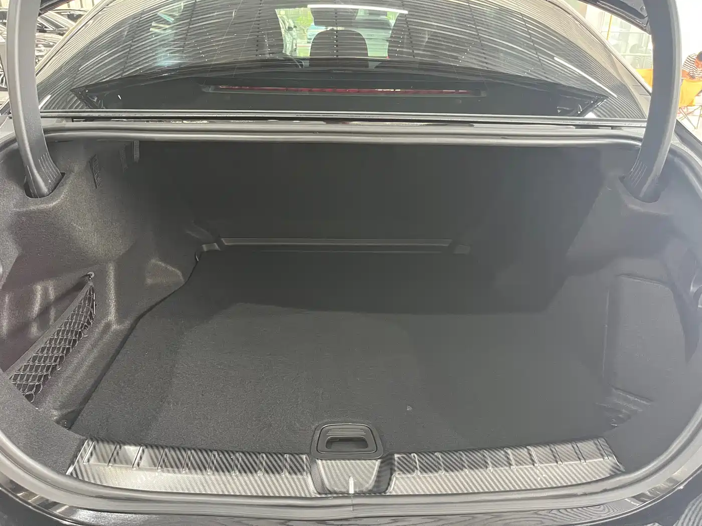Mercedes-Benz E-Class 2025 E 300 L Fashion фото 19