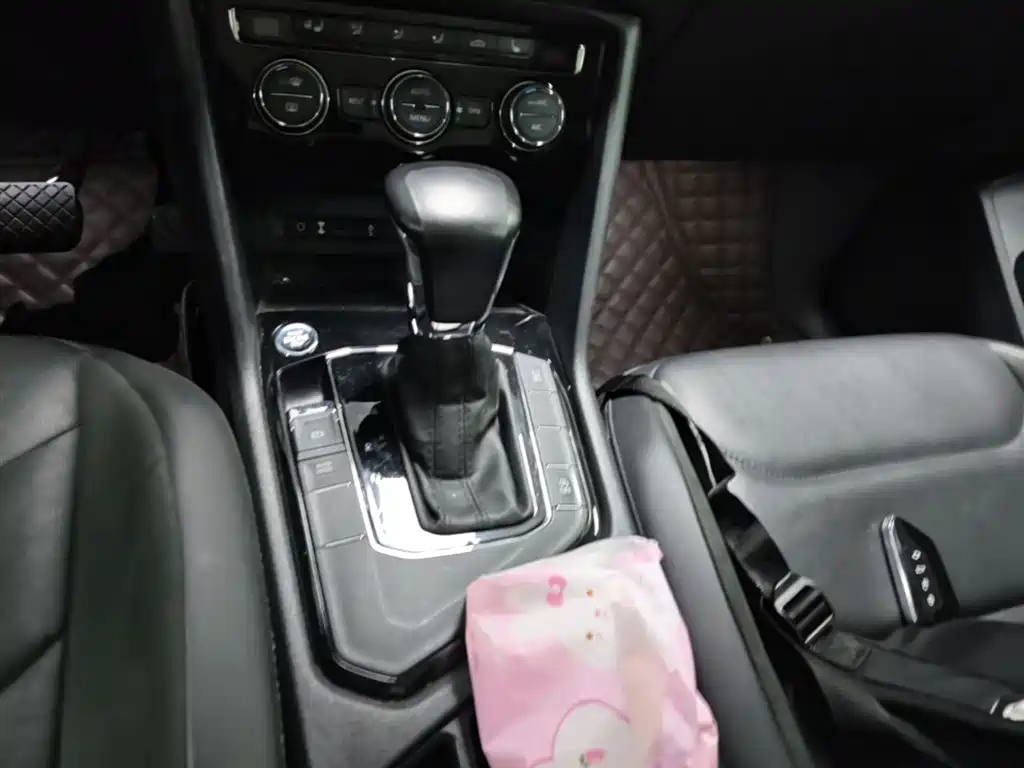 Volkswagen Tiguan L 2018 330TSI Automatic 2WD Luxury Edition фото 14
