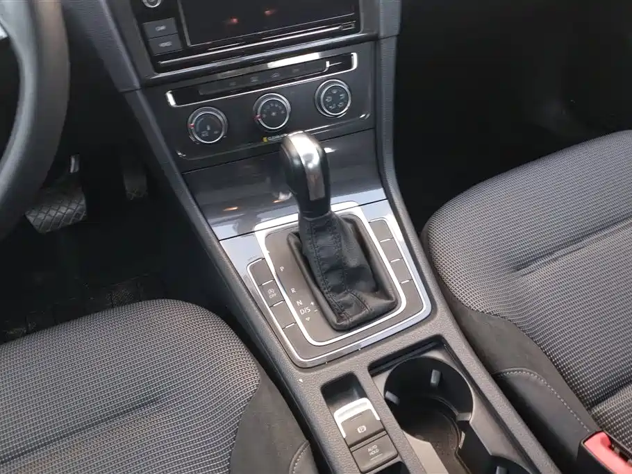Volkswagen Golf 2019 280TSI DSG Comfort China VI фото 16