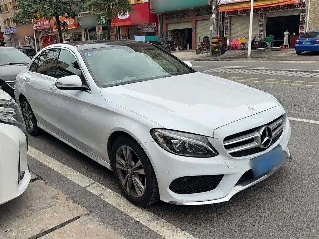 Mercedes-Benz C-Class 2017 Facelift C 200 L Sport Edition фото 5