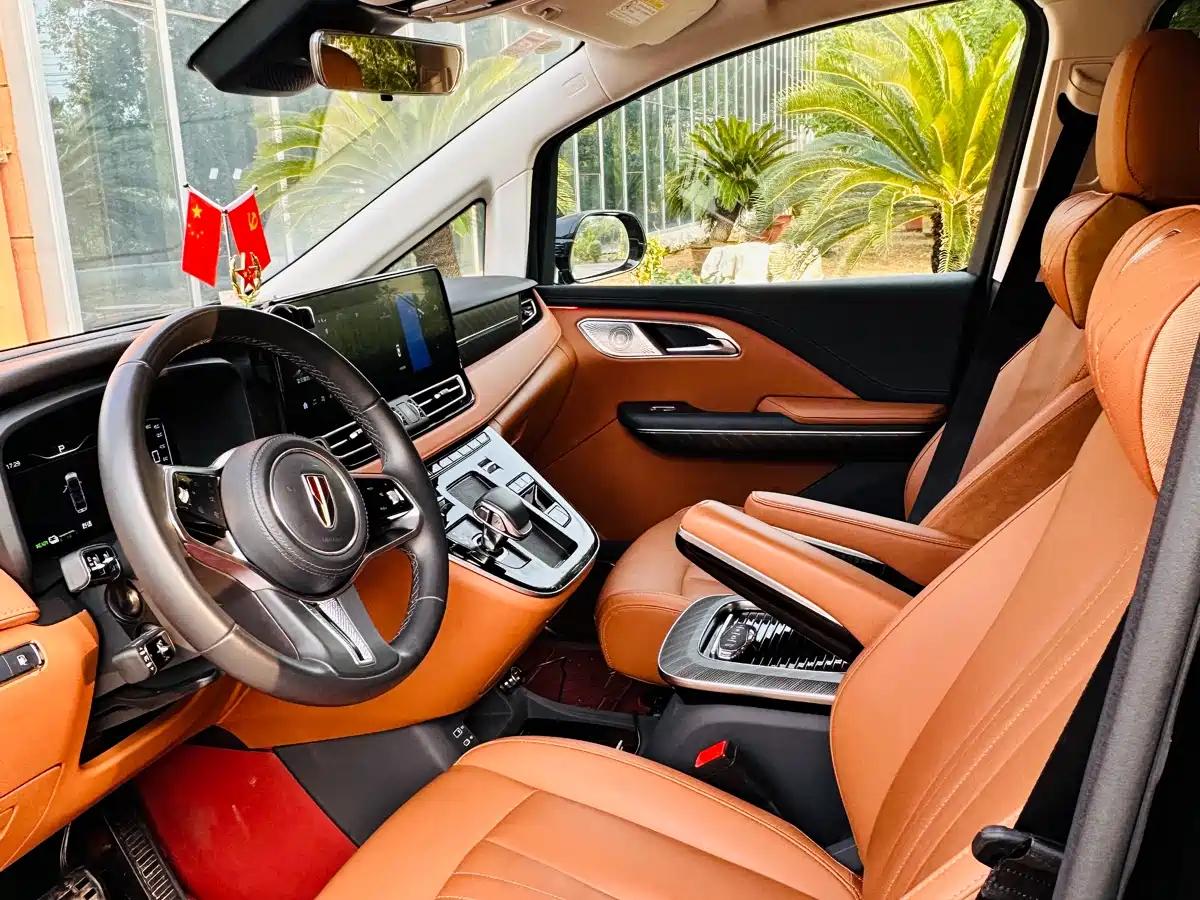 Hongqi HQ9 PHEV 2024 Model 2.0T AWD Business Edition фото 7