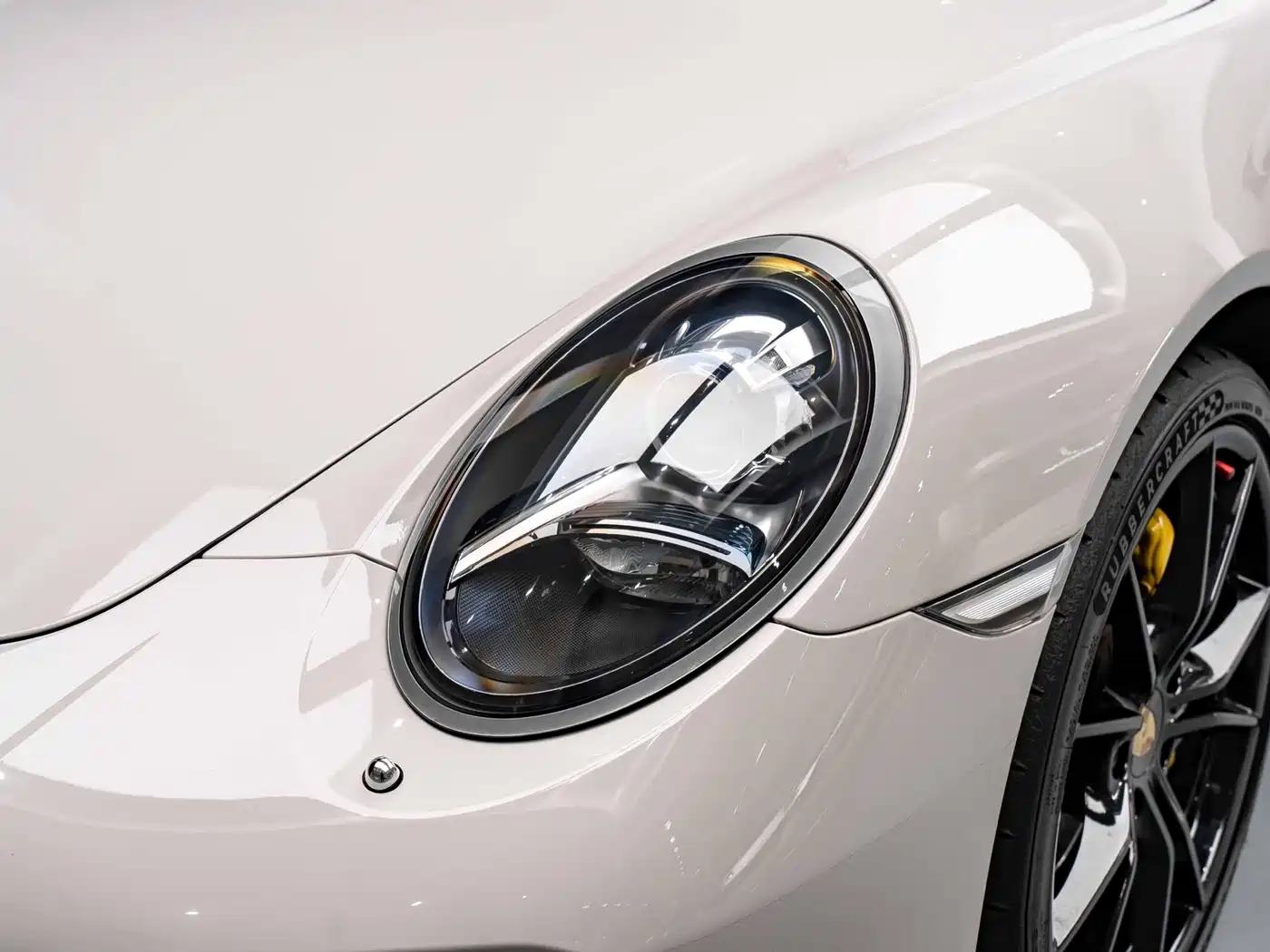 Porsche 911 2016 Carrera Cabriolet 3.0T фото 4