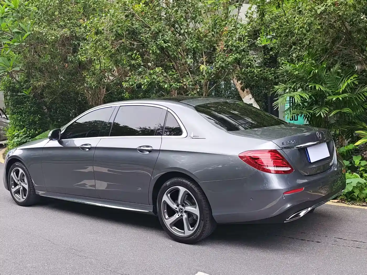 Mercedes-Benz E-Class 2019 Facelift E 300 L Sport Fashion фото 4