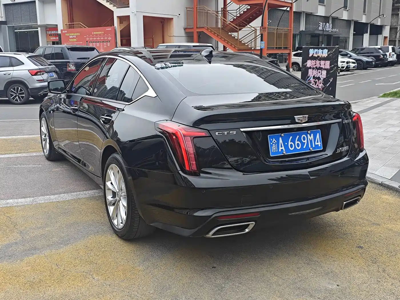 Cadillac CT5 2023 28T Luxury Style (Standard Edition) фото 6