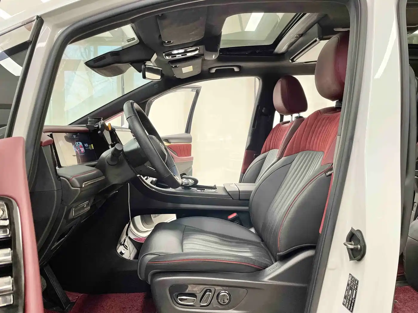 GAC Trumpchi Trumpchi M8 2023 Model Master Series 400T Ultimate Edition фото 4