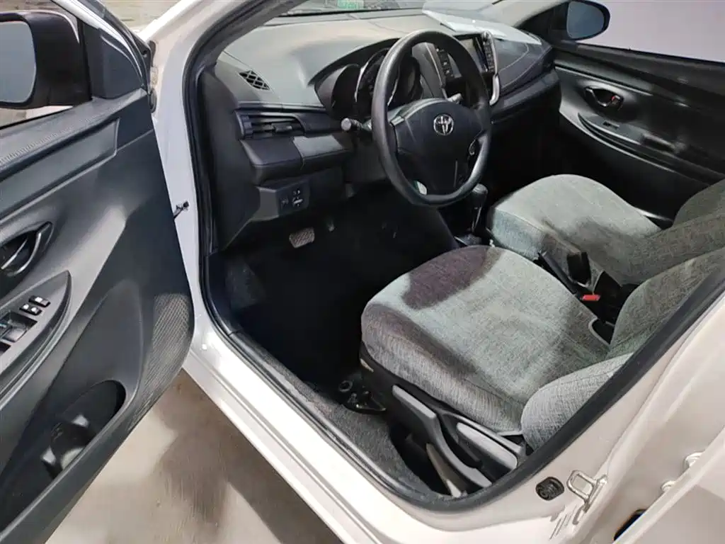 Toyota Vios FS 2017 1.5L CVT Fengchi Edition фото 16