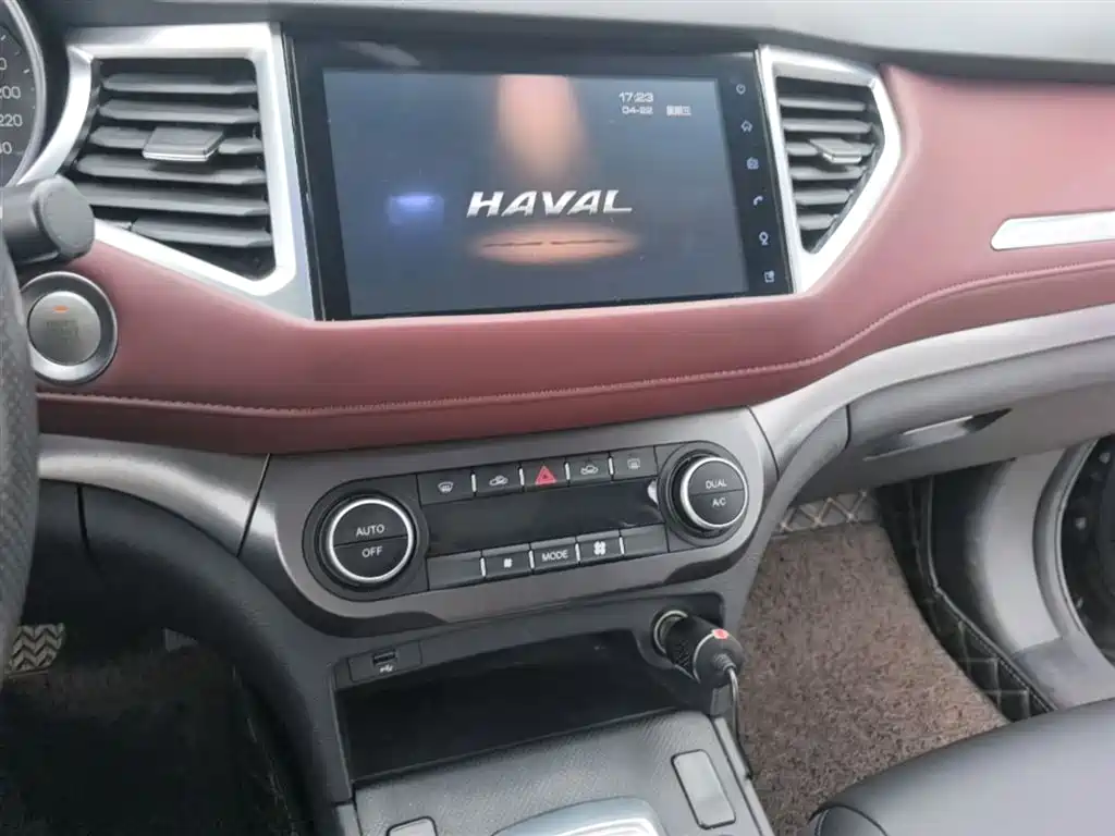 Haval H6 Coupe 2019 1.5T Auto 2WD Luxury Smart Edition China VI фото 13