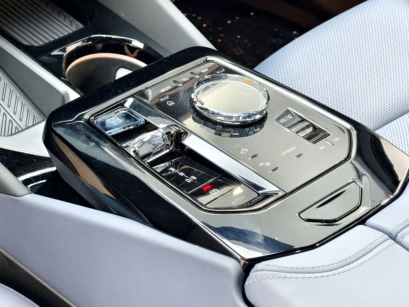 BMW i5 2025 eDrive 40L M Sport Package фото 13